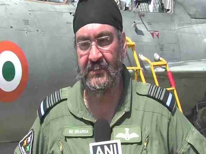 IAF chief BS Dhanoa, Air Marshal Raghunath Nambiar fly 'missing man' formation for Kargil heroes
