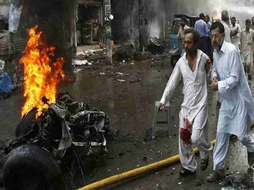 पाकिस्तानात मदरशात बॉम्बस्फोट, सात जणांचा मृत्यू तर ७० जखमी